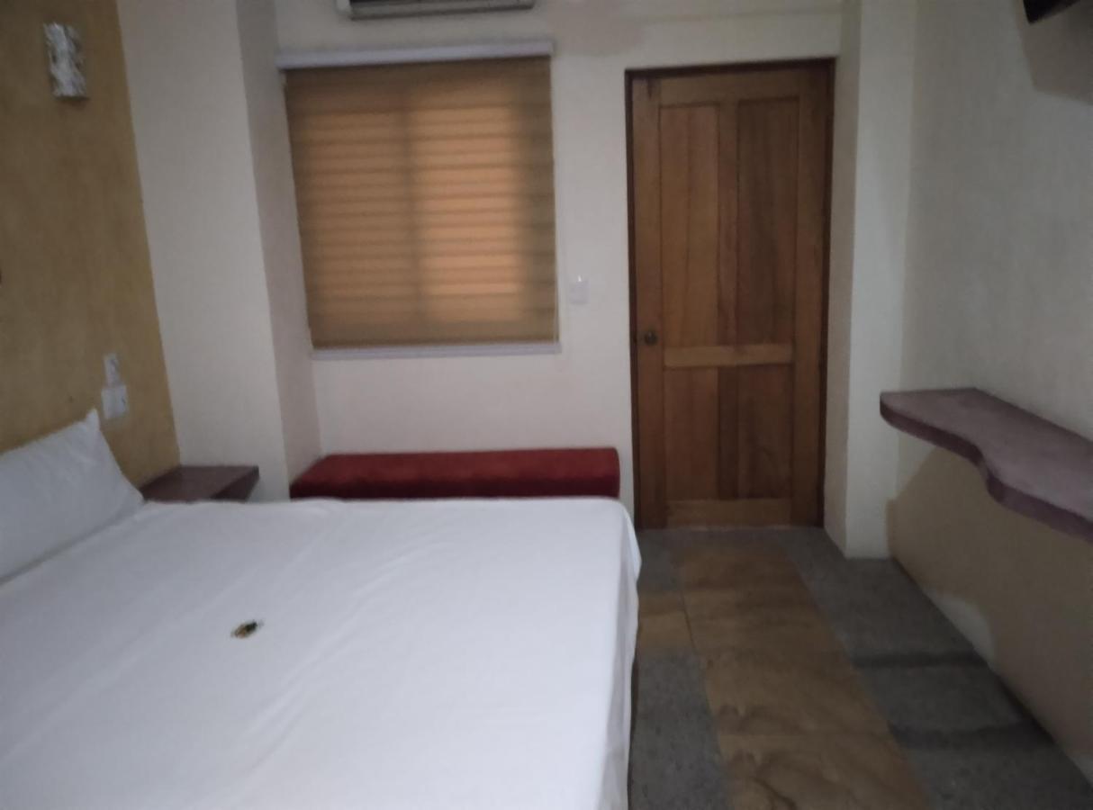 Hotel Puerta Del Sol 巴拉德纳维达 外观 照片